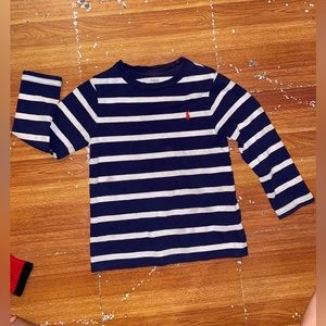 Boy shirt size 4
